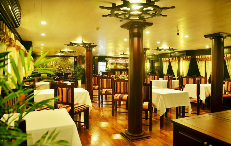 Du Thuyền Treasure Junk 14 cabin